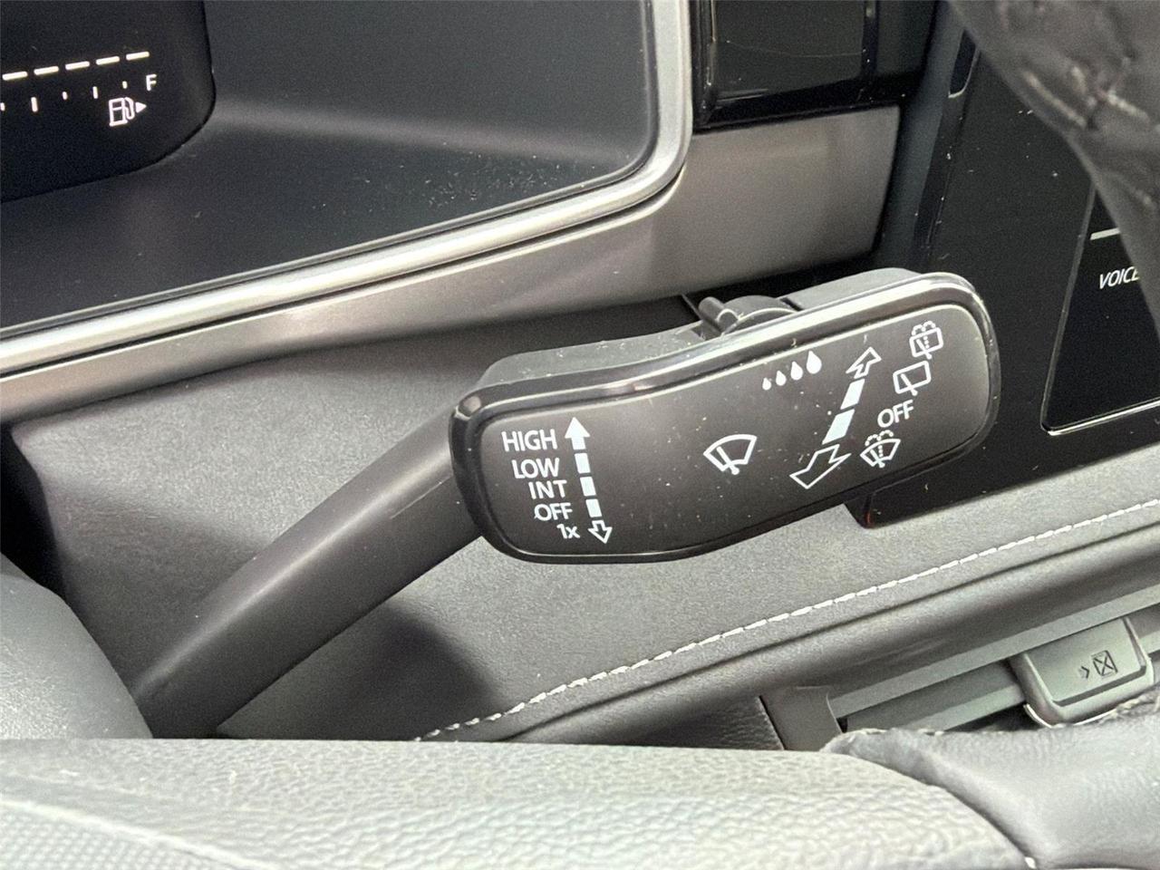 2025 Volkswagen Taos SE Black Hagerstown MD