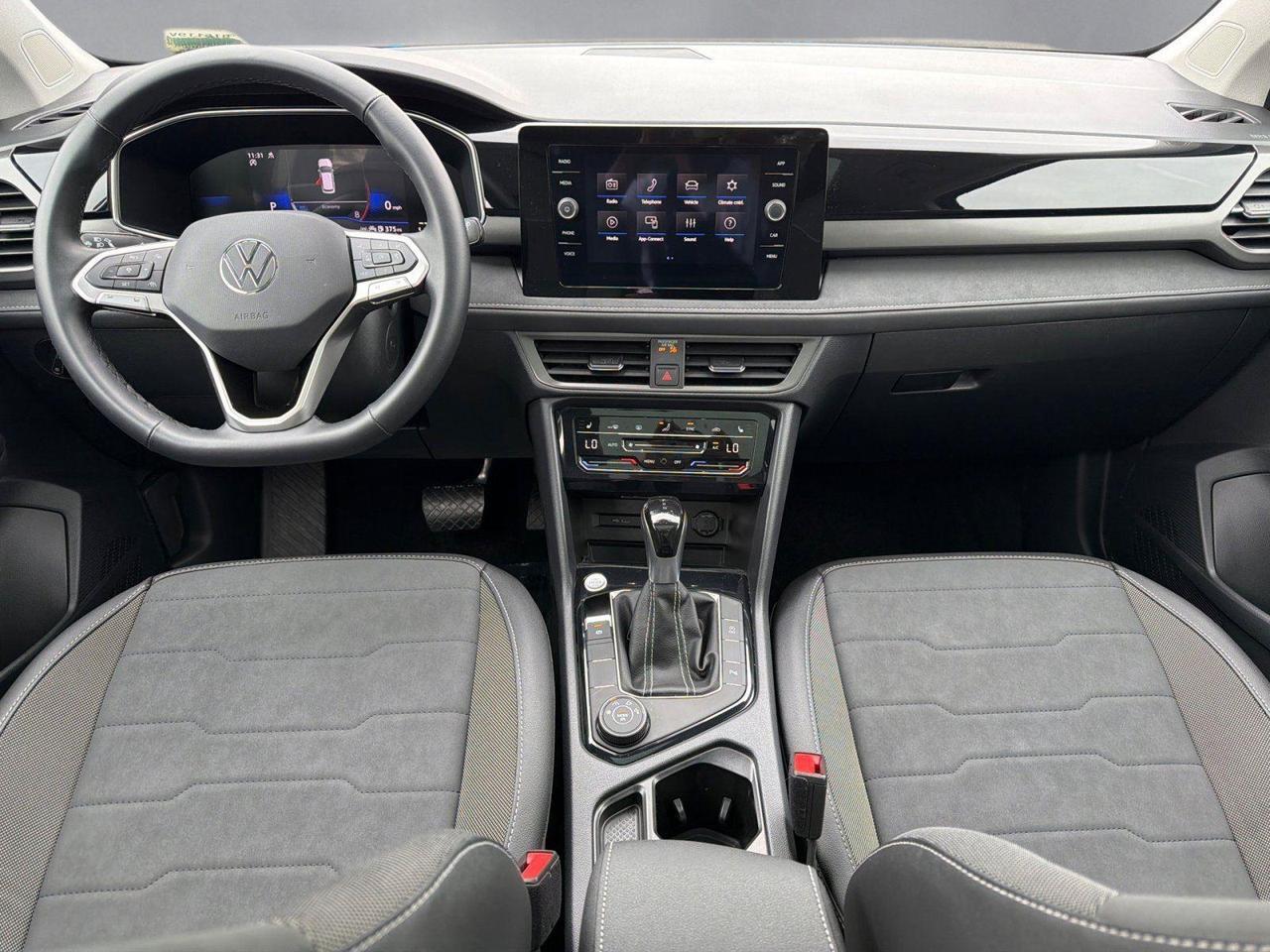 2025 Volkswagen Taos SE Black Hagerstown MD