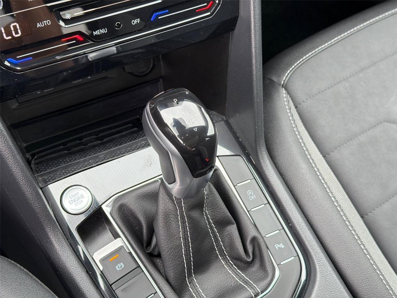 2025 Volkswagen Taos SE Black Hagerstown MD