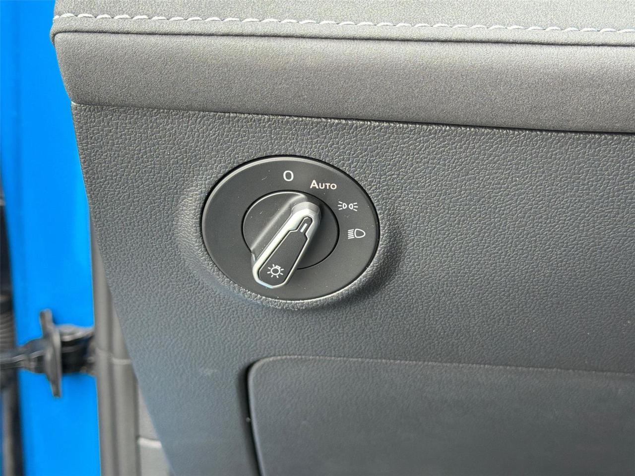 2025 Volkswagen Taos SE Black Hagerstown MD