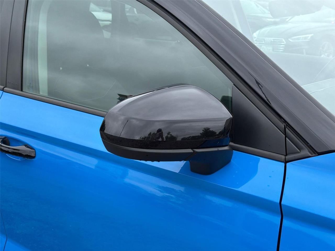 2025 Volkswagen Taos SE Black Hagerstown MD