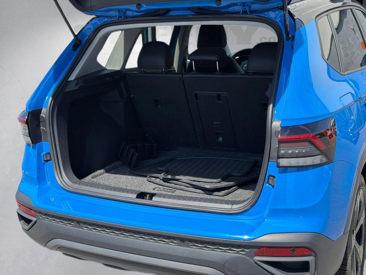 2025 Volkswagen Taos SE Black Hagerstown MD