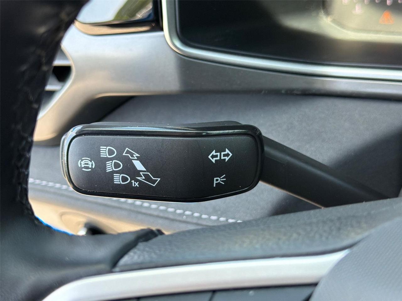 2025 Volkswagen Taos SE Black Hagerstown MD