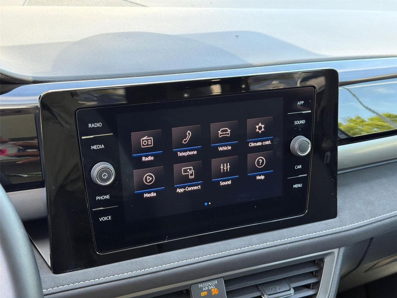 2025 Volkswagen Taos SE Black Hagerstown MD