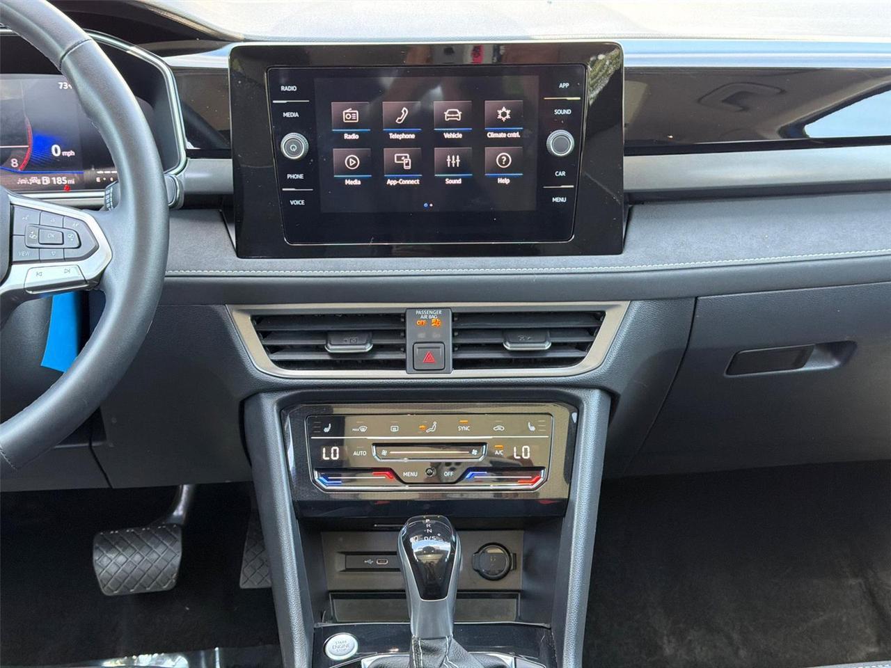 2025 Volkswagen Taos SE Black Hagerstown MD