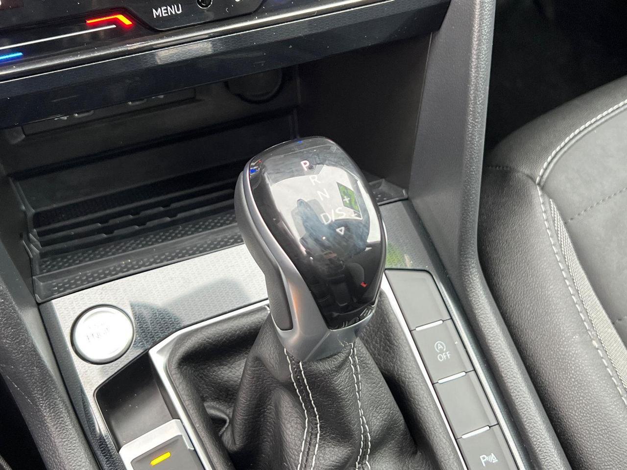 2025 Volkswagen Taos SE Black Hagerstown MD