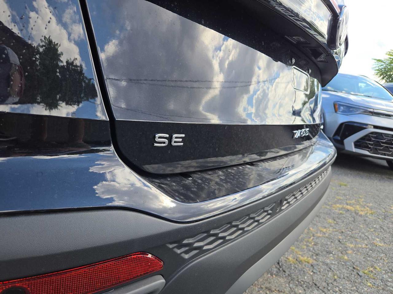 2025 Volkswagen Taos SE Black Medford MA
