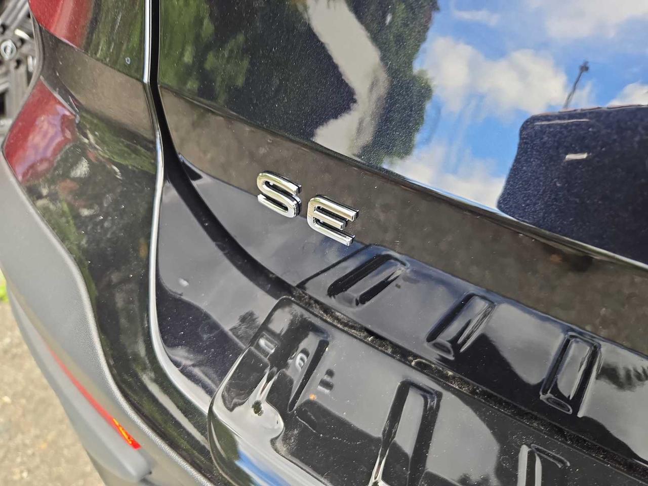 2025 Volkswagen Taos SE Black Medford MA