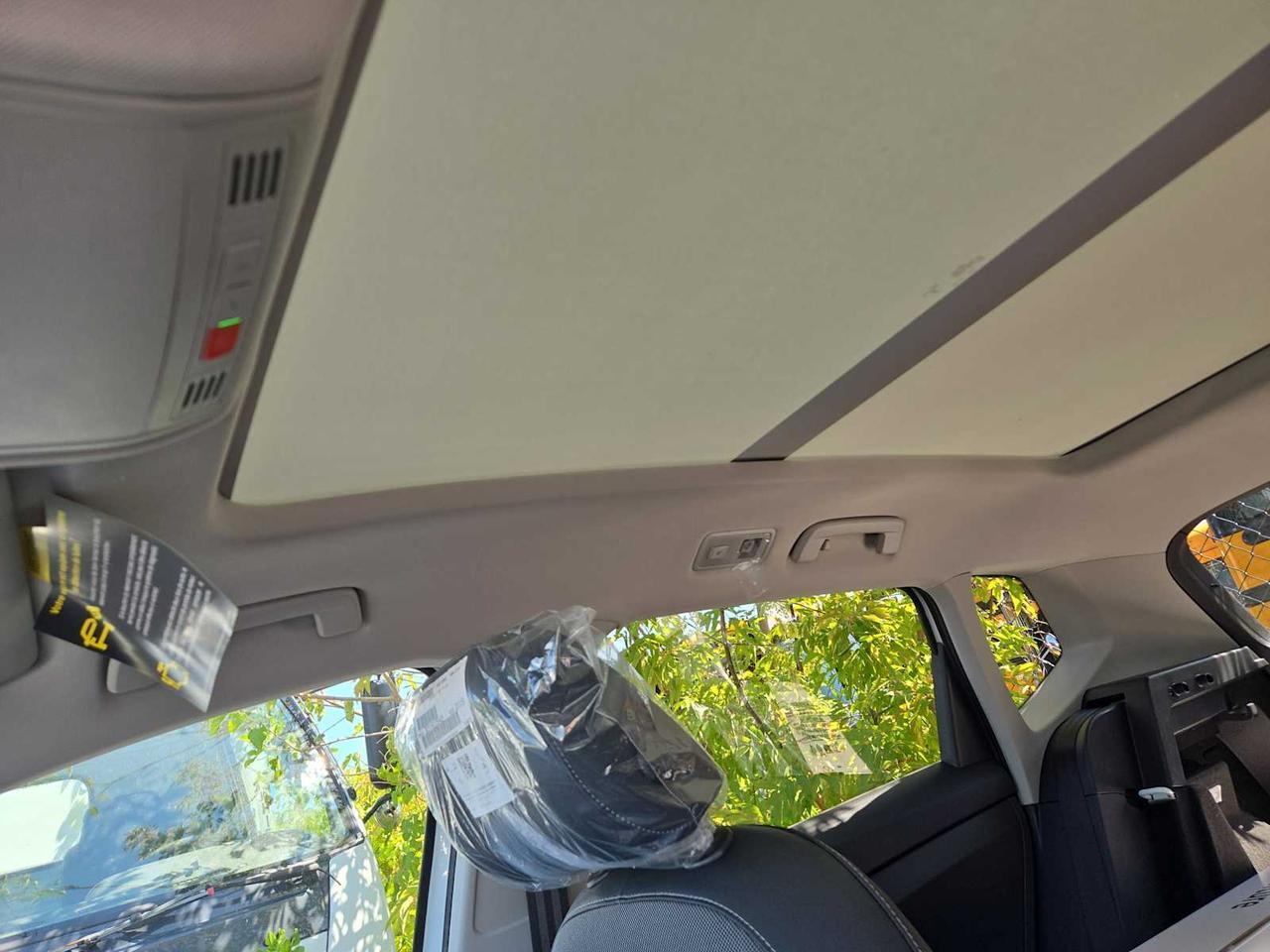 2025 Volkswagen Taos SE Black Medford MA