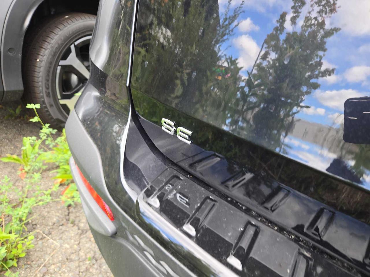 2025 Volkswagen Taos SE Black Medford MA