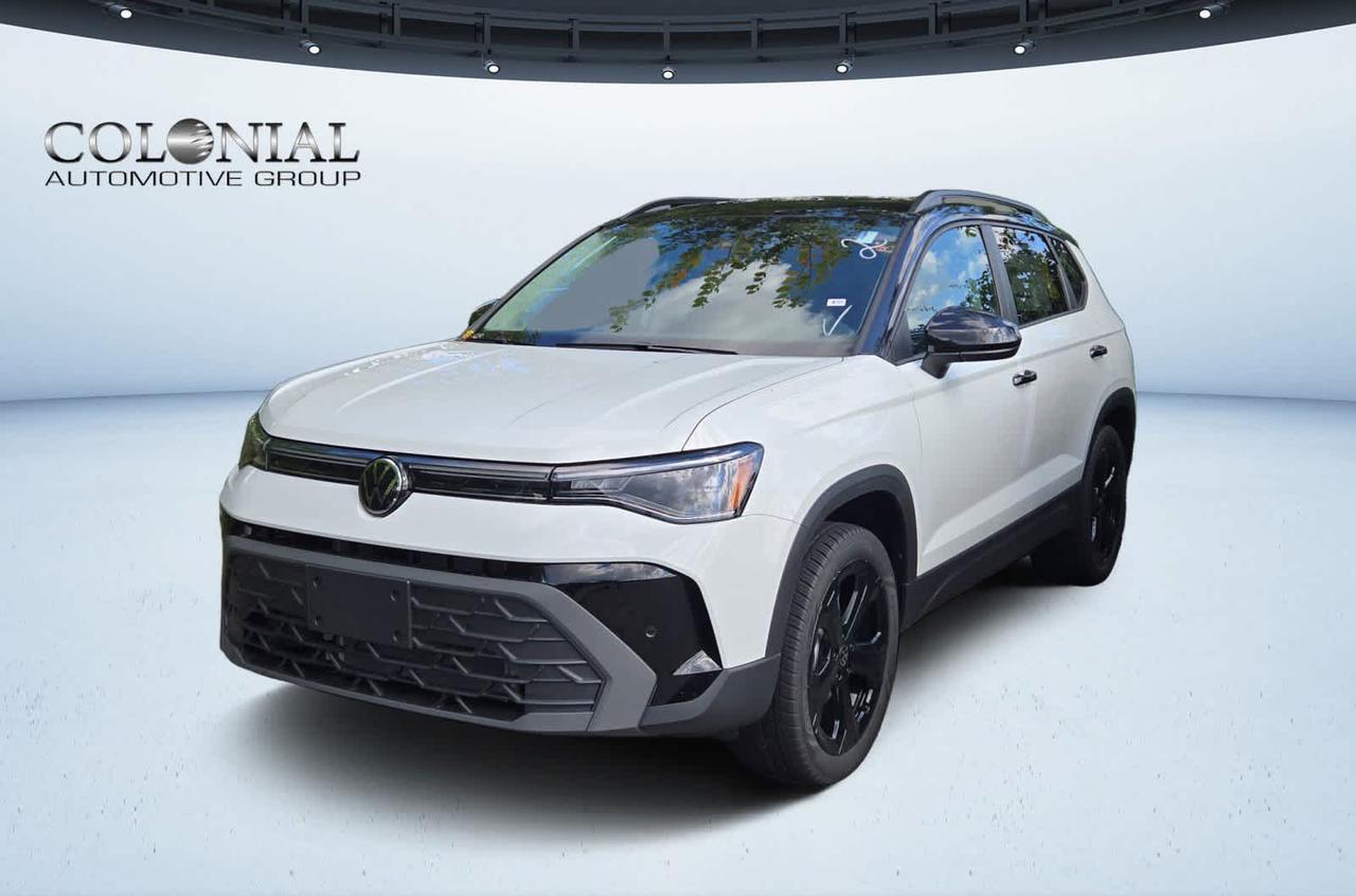 2025 Volkswagen Taos SE Black Medford MA