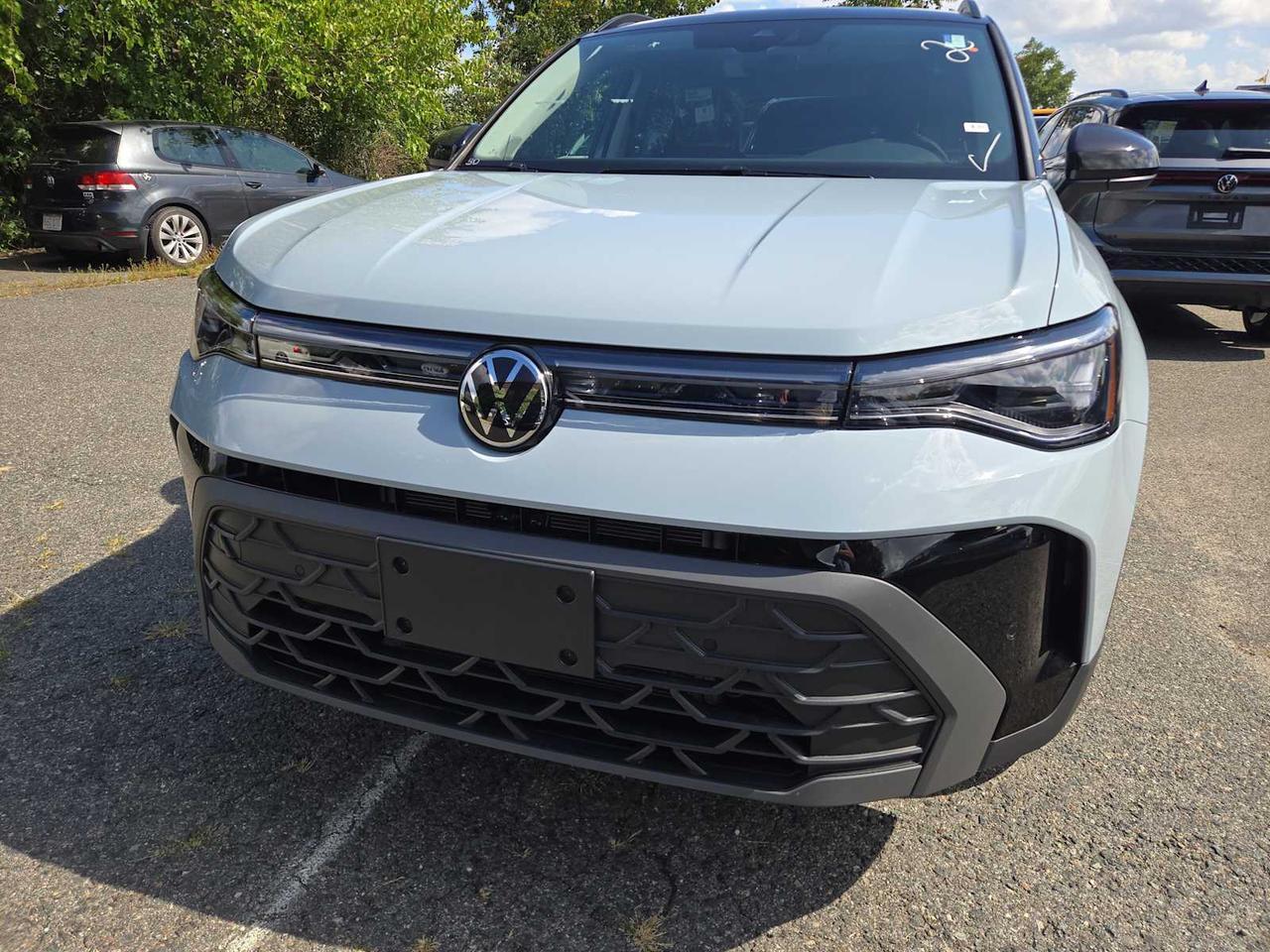 2025 Volkswagen Taos SE Black Medford MA