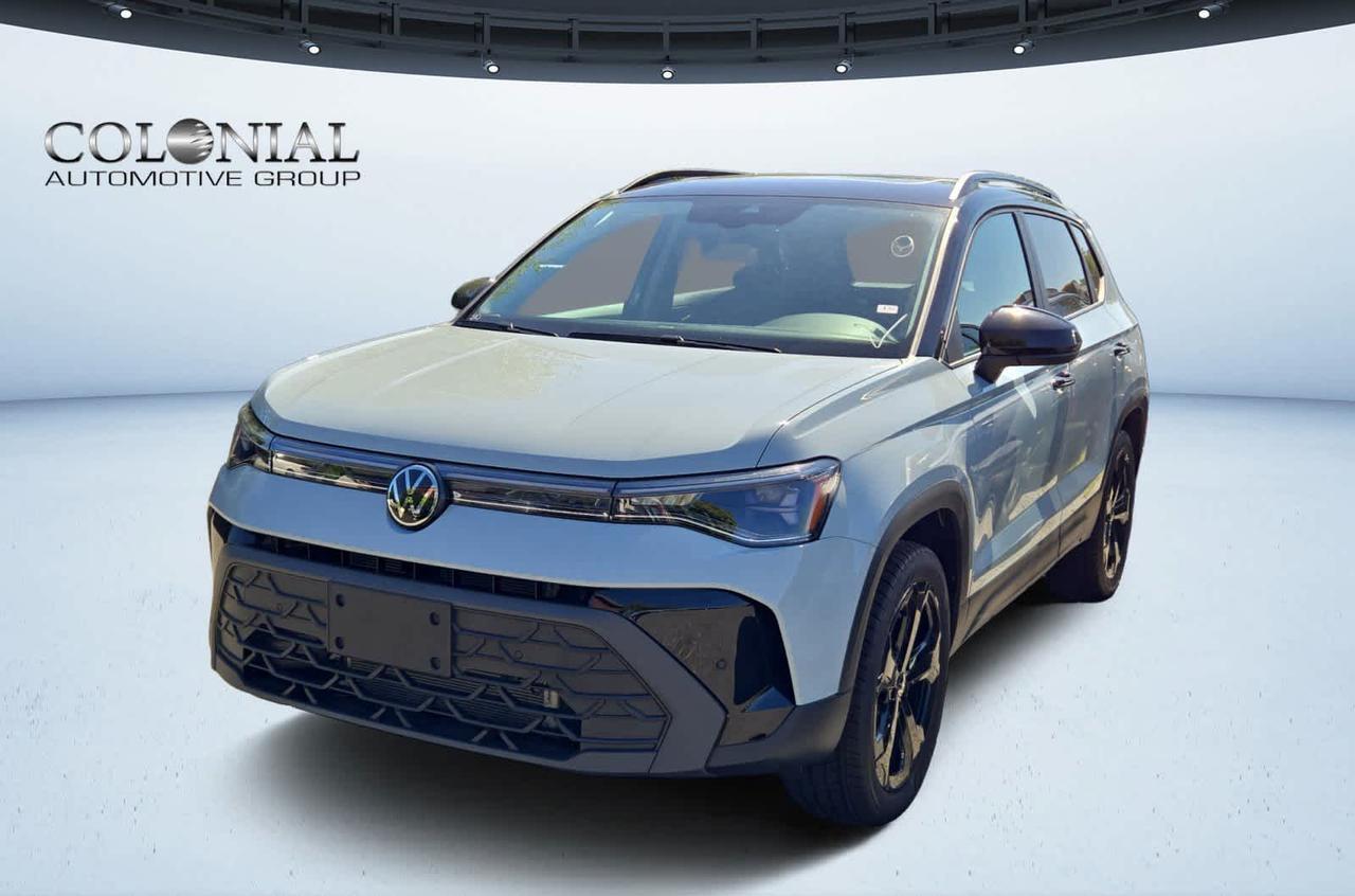 2025 Volkswagen Taos SE Black