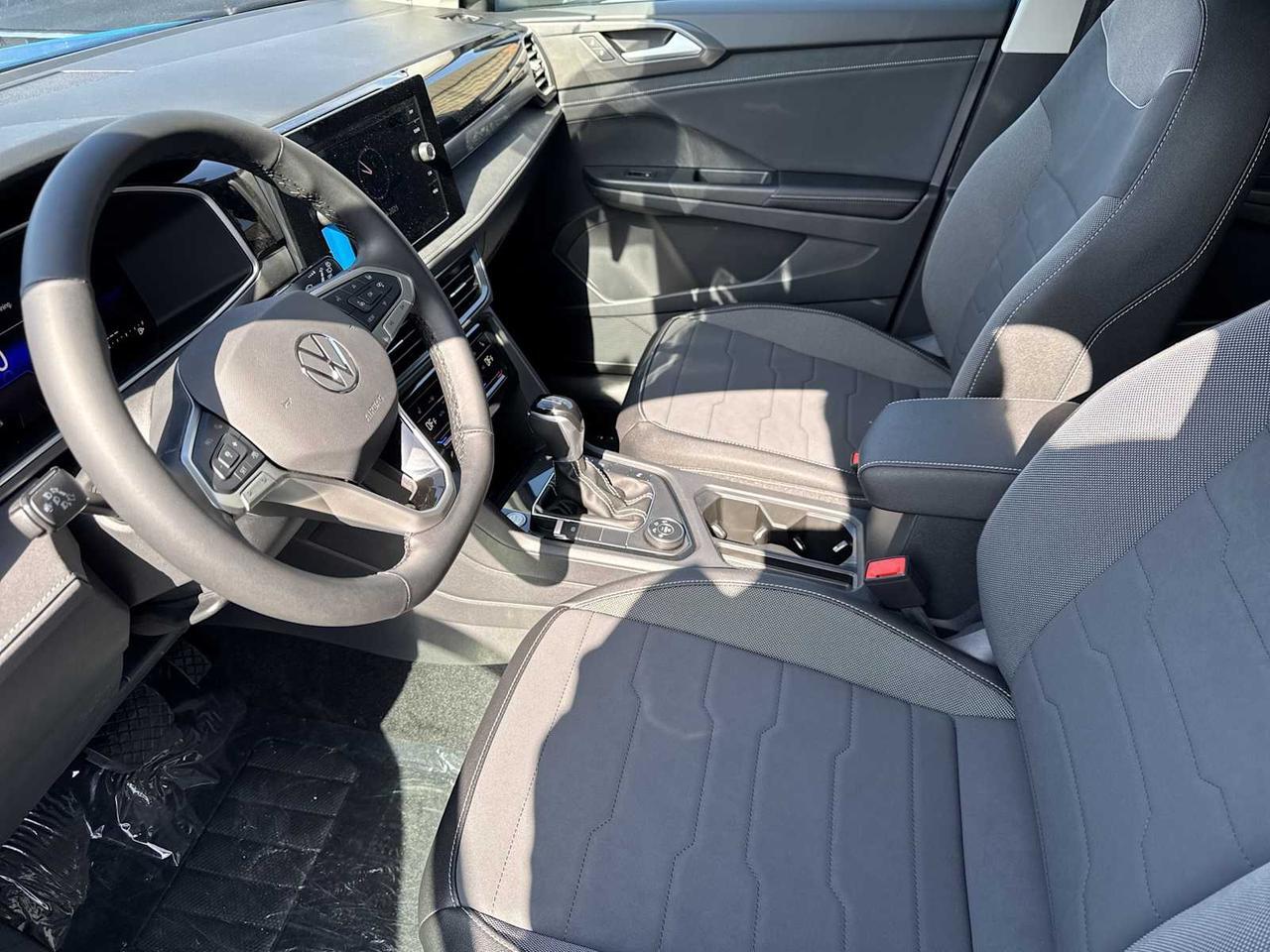 2025 Volkswagen Taos SE Black Medford MA