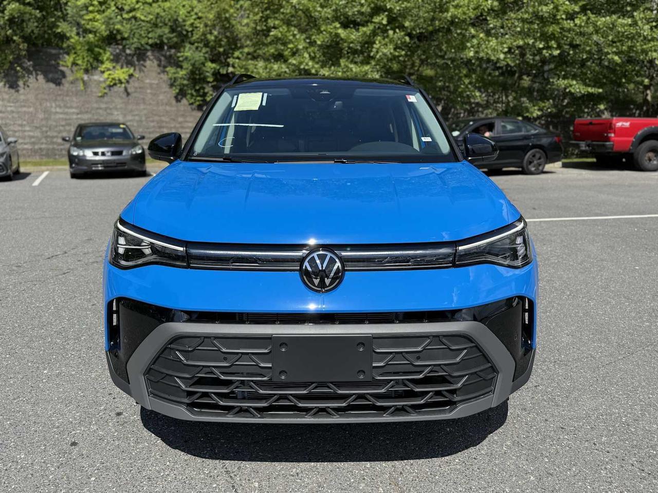 2025 Volkswagen Taos SE Black Westborough MA