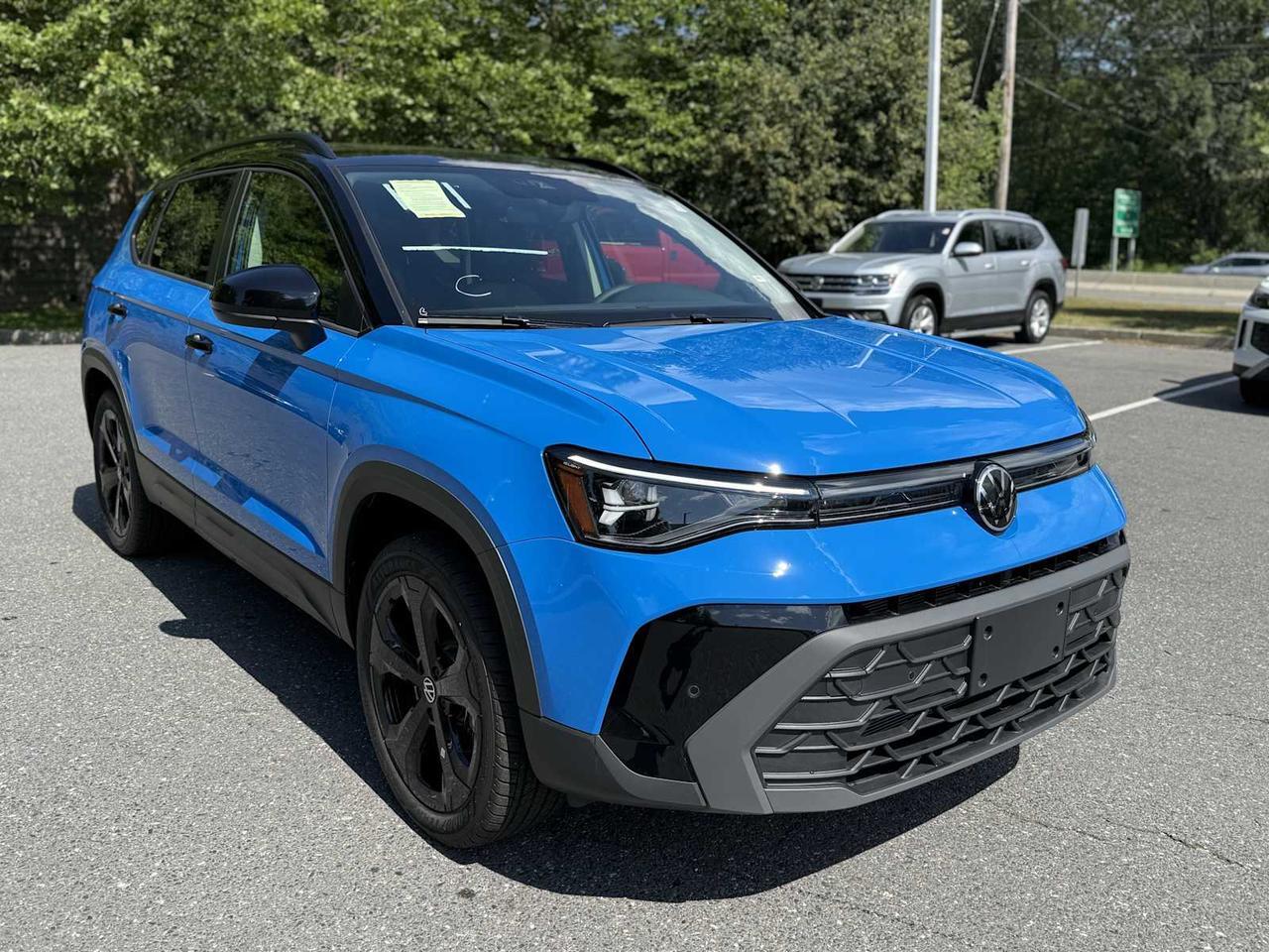 2025 Volkswagen Taos SE Black Westborough MA