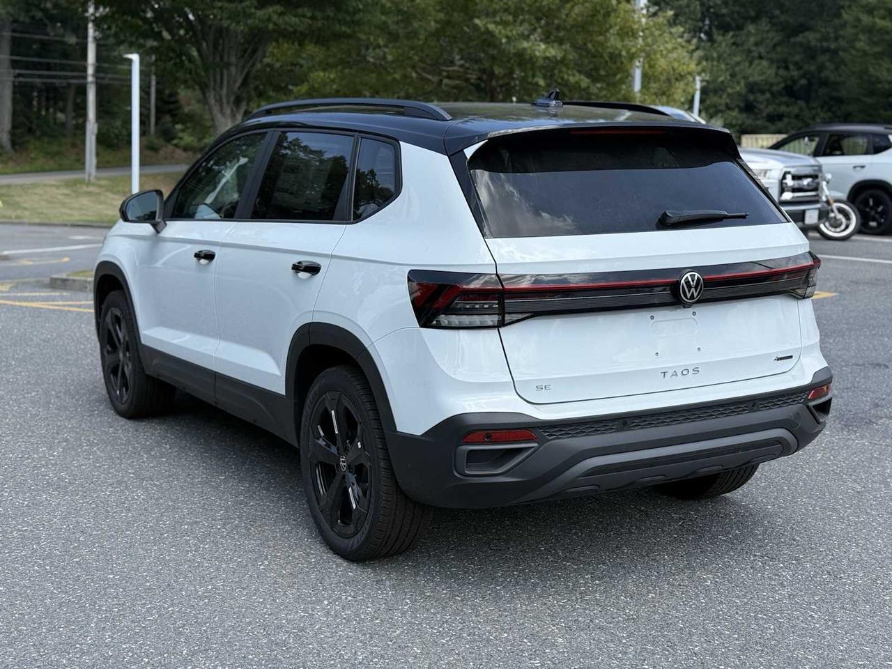 2025 Volkswagen Taos SE Black Westborough MA