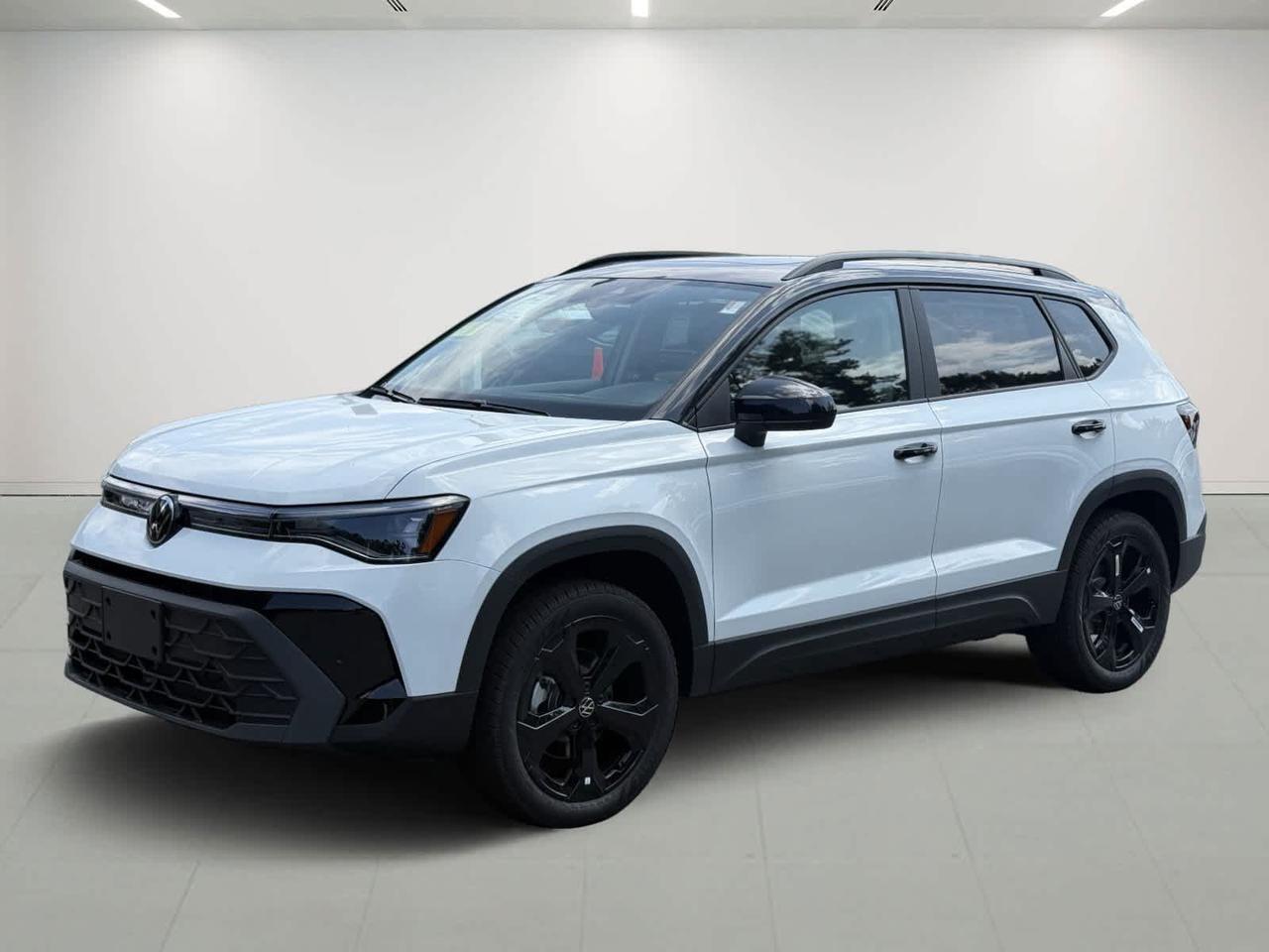 2025 Volkswagen Taos SE Black Westborough MA