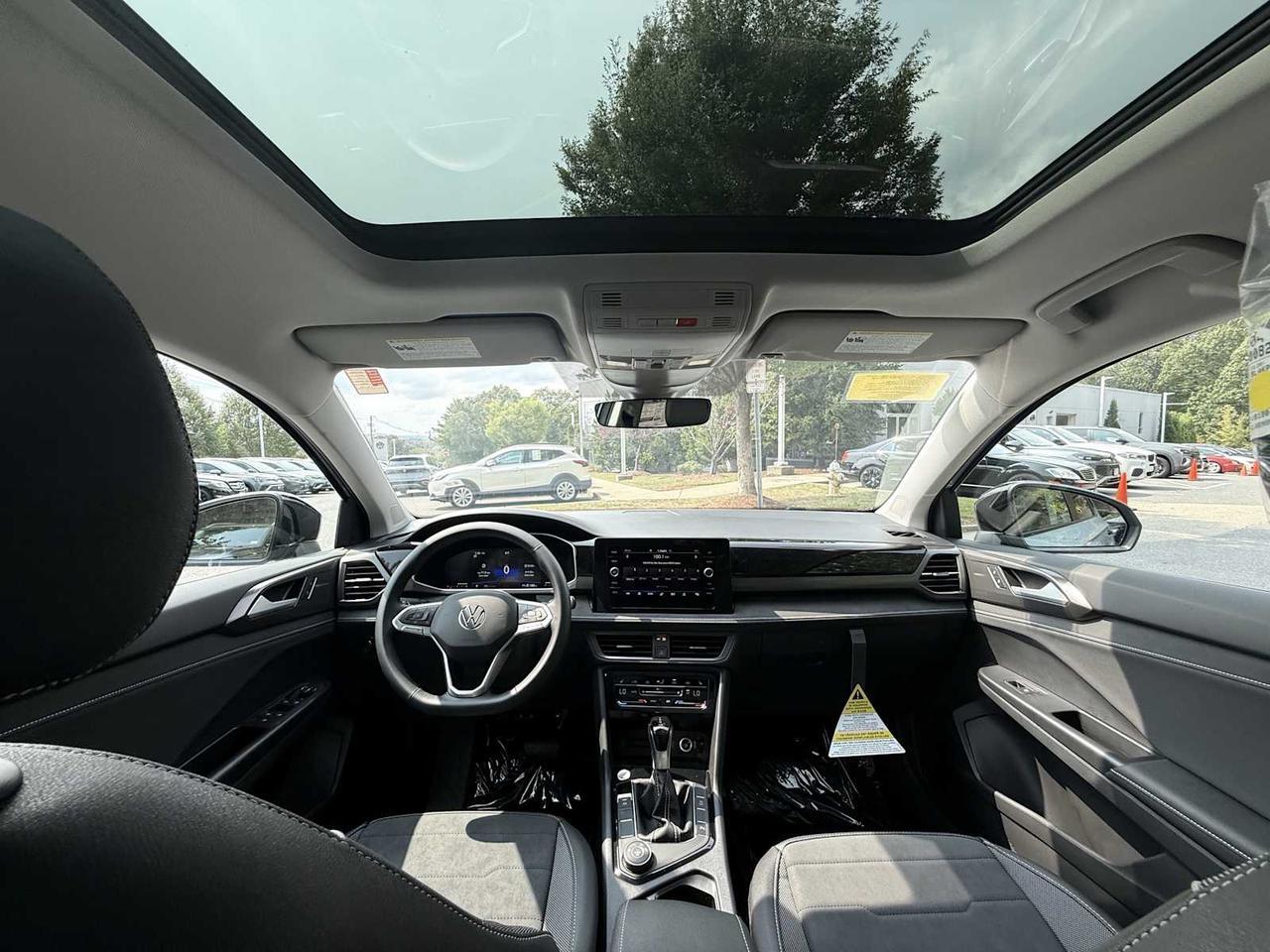 2025 Volkswagen Taos SE Black Westborough MA