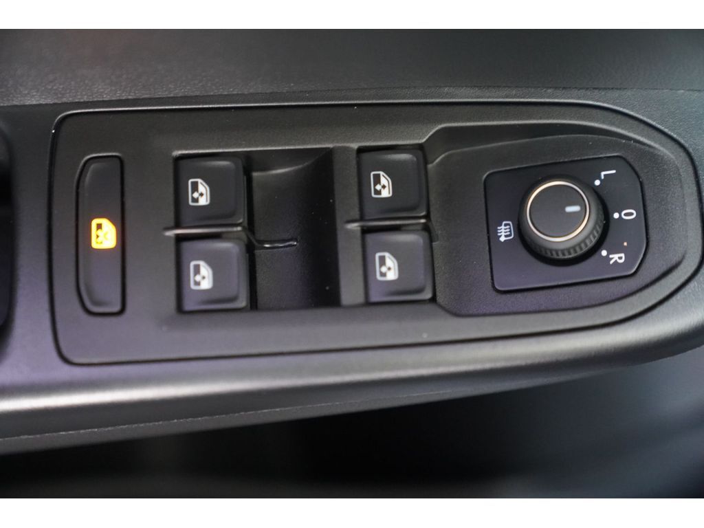 2025 Volkswagen Taos SE Huntington UT