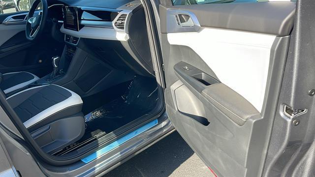 2025 Volkswagen Taos SE Corona CA