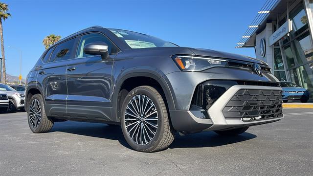 2025 Volkswagen Taos SE Corona CA