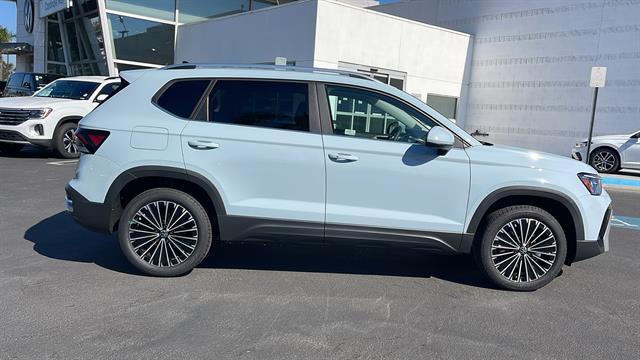 2025 Volkswagen Taos SE Corona CA