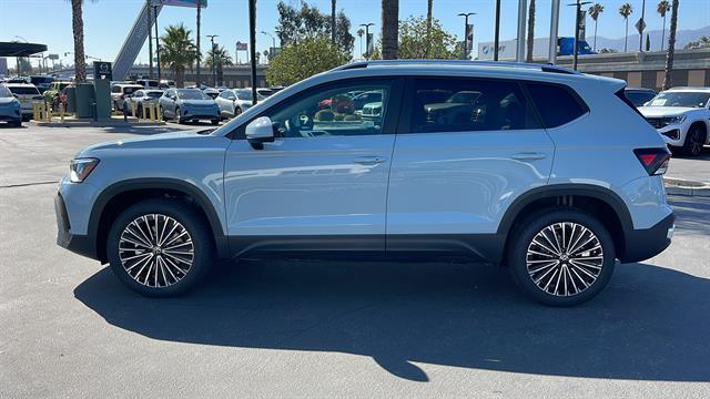 2025 Volkswagen Taos SE Corona CA