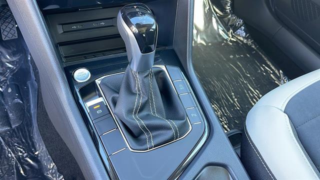 2025 Volkswagen Taos SE Corona CA