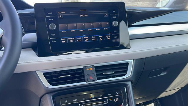 2025 Volkswagen Taos SE Corona CA