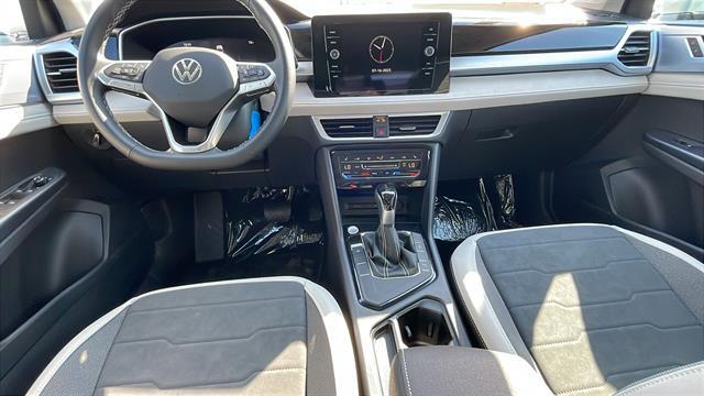 2025 Volkswagen Taos SE Corona CA