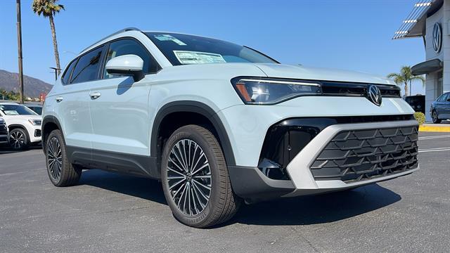 2025 Volkswagen Taos SE Corona CA