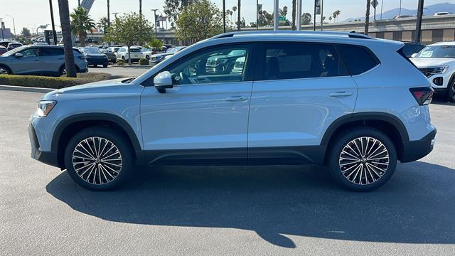 2025 Volkswagen Taos SE Corona CA