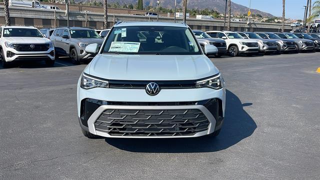 2025 Volkswagen Taos SE Corona CA