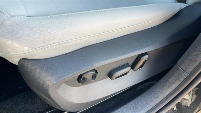 2025 Volkswagen Taos SE Corona CA