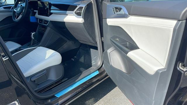 2025 Volkswagen Taos SE Corona CA