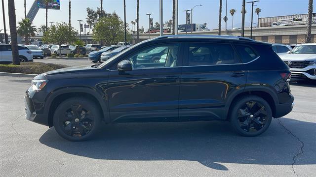 2025 Volkswagen Taos SE Corona CA