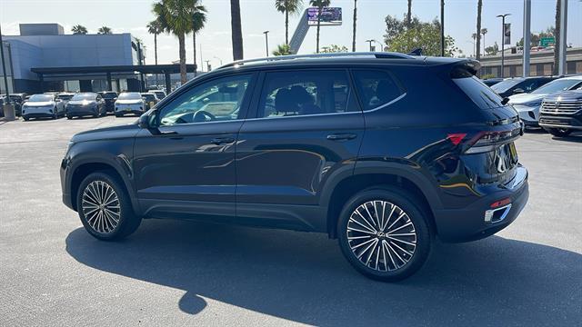 2025 Volkswagen Taos SE Corona CA