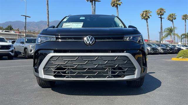 2025 Volkswagen Taos SE Corona CA