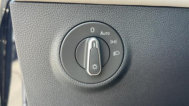 2025 Volkswagen Taos SE Corona CA