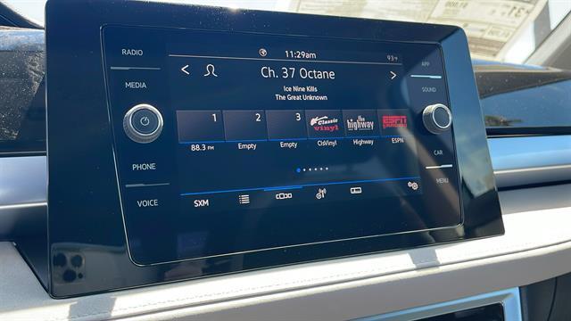 2025 Volkswagen Taos SE Corona CA