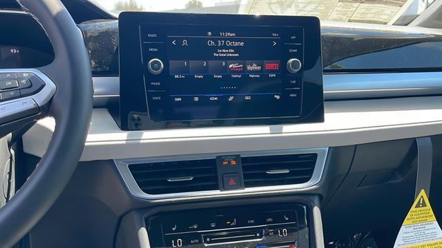 2025 Volkswagen Taos SE Corona CA
