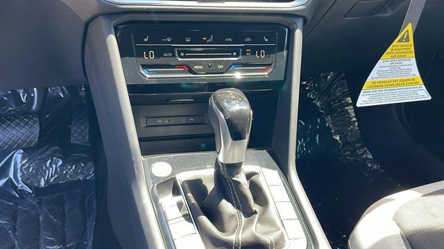 2025 Volkswagen Taos SE Corona CA