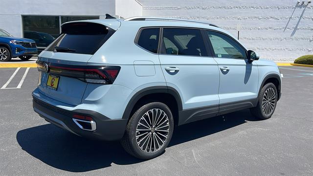 2025 Volkswagen Taos SE Corona CA