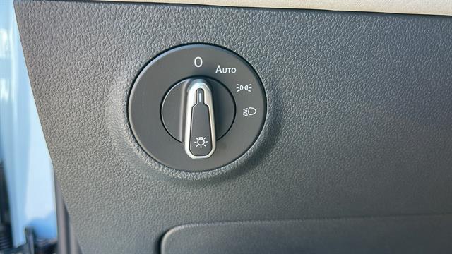 2025 Volkswagen Taos SE Corona CA