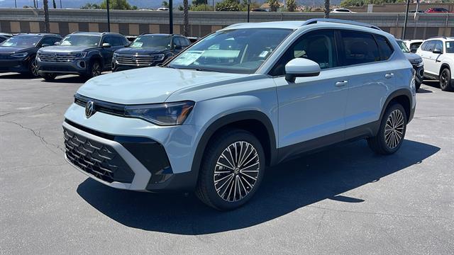 2025 Volkswagen Taos SE Corona CA