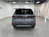 2025 Volkswagen Taos SE Oshkosh WI