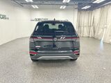 2025 Volkswagen Taos SE Oshkosh WI