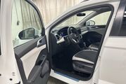 2025 Volkswagen Taos SE Oshkosh WI