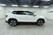 2025 Volkswagen Taos SE Oshkosh WI
